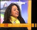 Die Schriffstellerin flog besonderes aus Österreich um Ihre Buch zu präsentieren 